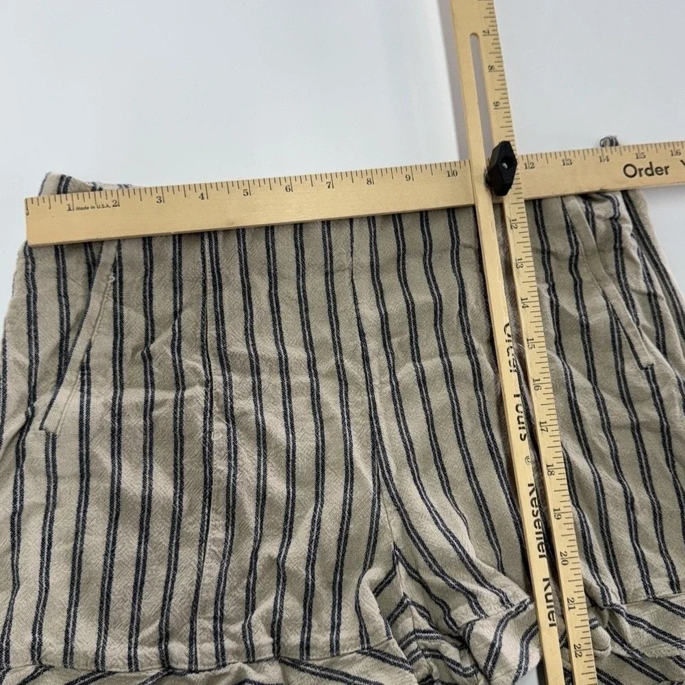 1.STATE Shorts Womens 8‎ Beige Striped Linen Blend Ruffle Hem Summer Coastal